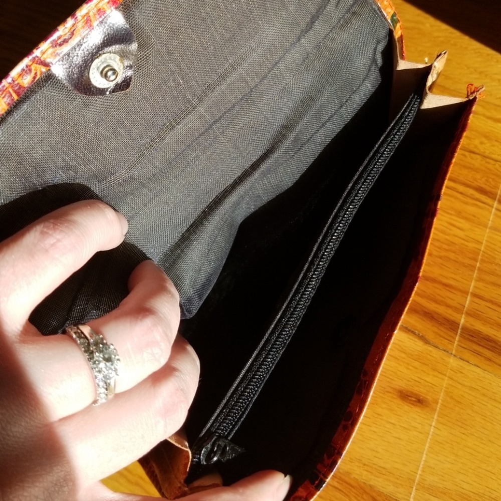 Hand-made Wallet - Picture 6 of 8